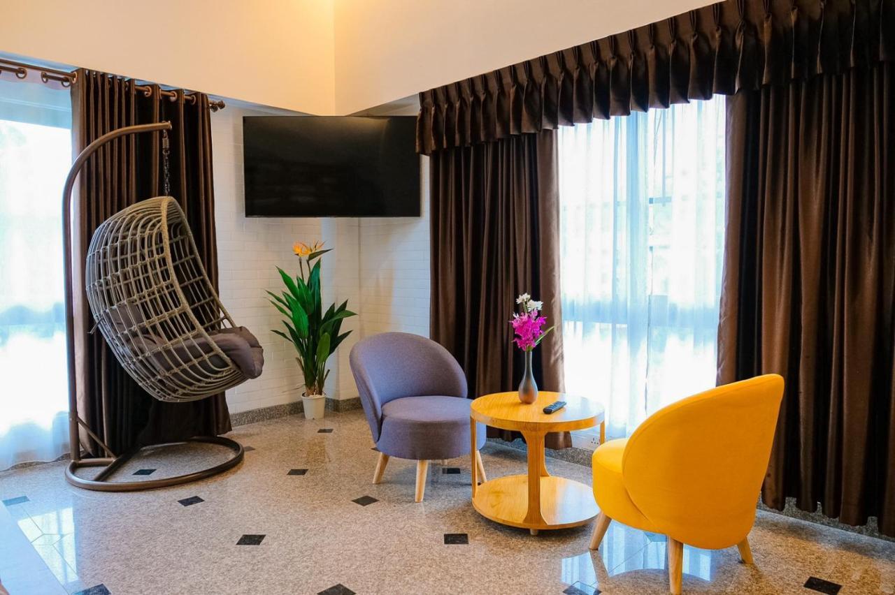 Cha Li'S Family Hotel&Hostel Paj Kültér fotó